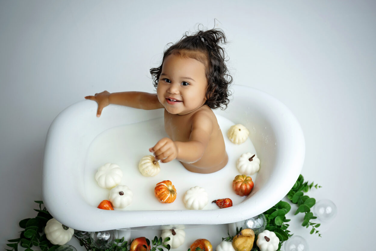 san antonio baby portraits milk bath