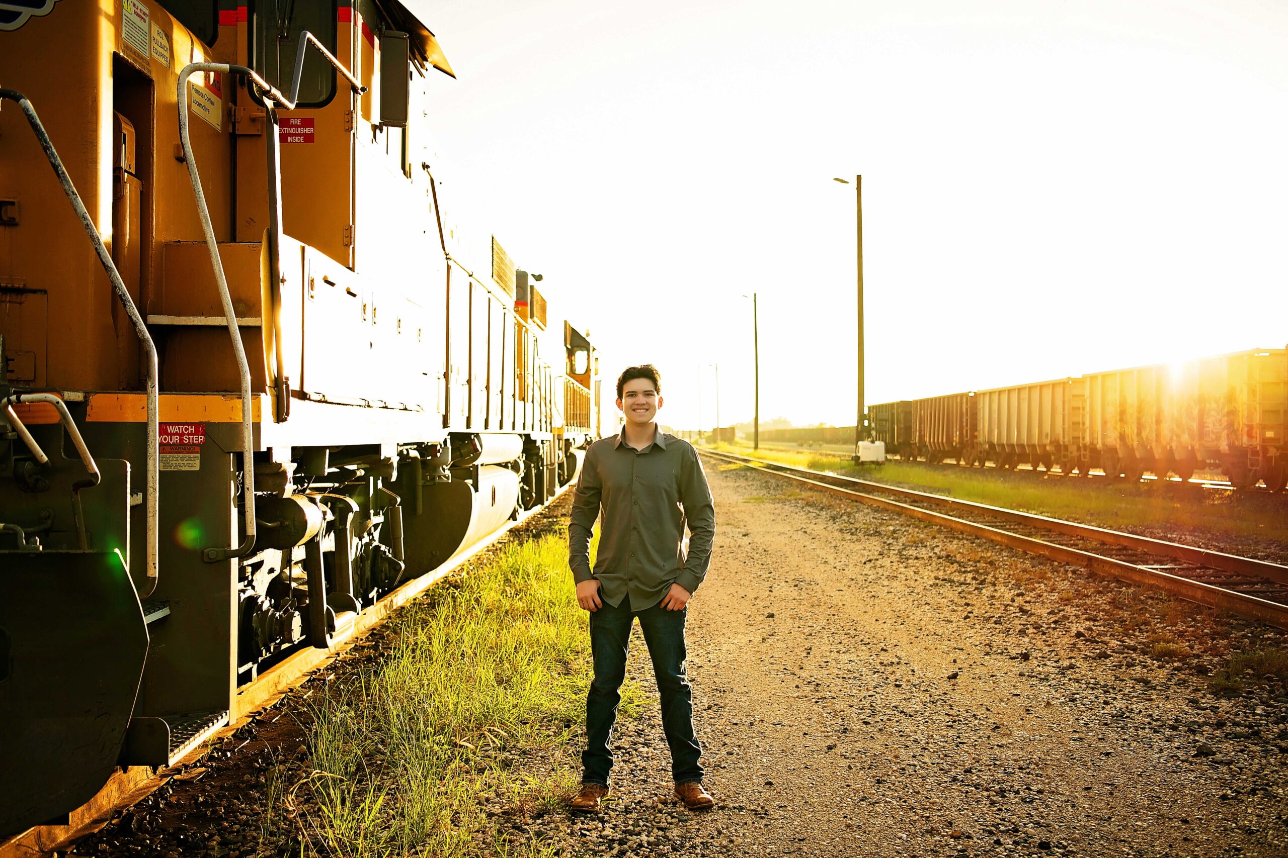 outdoor senior photoshoot san antonio