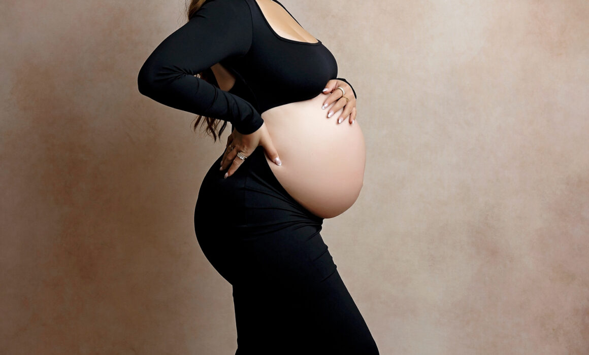 san antonio studio maternity photographer