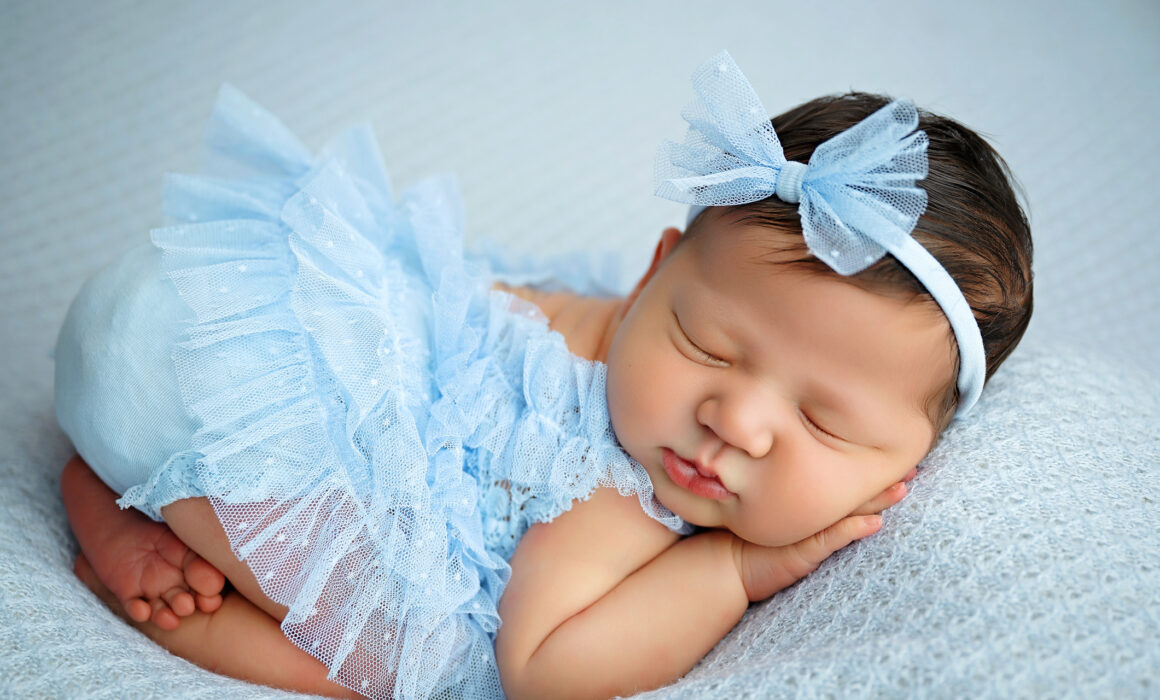 maternity newborn photographer san antonio