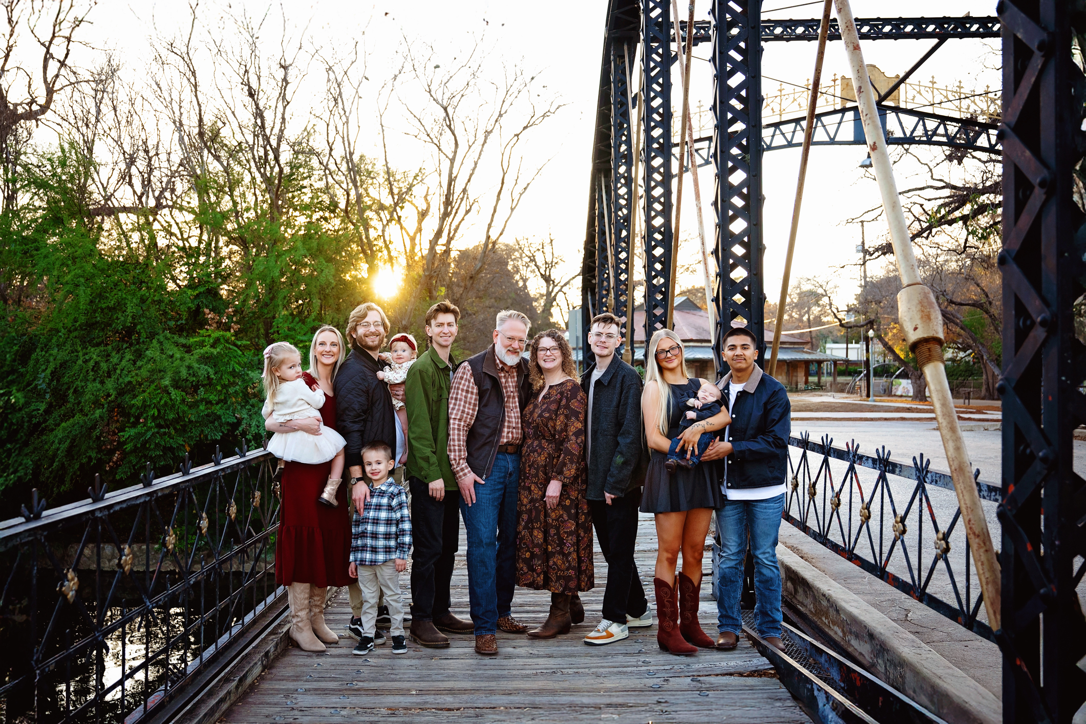 outdoor family photographer san antonio