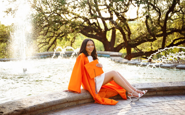 Senoir Photographer San ANtonio, san antonio senior photographer, krystal garcia photography, graduation photographer san antonio, san antonio graduation photographer