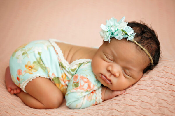 san antonio photographer, Krystal Garcia Photography, San antonio maternity photographer, antonio newborn photographer, antonio baby photographer, newborn photographer san antonio, maternity photographer san antonio texas, studio newborn photographer san antonio