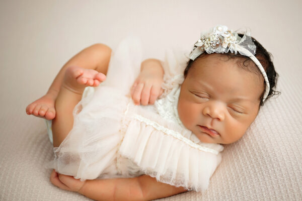 san antonio photographer, Krystal Garcia Photography, San antonio maternity photographer, antonio newborn photographer, antonio baby photographer, newborn photographer san antonio, maternity photographer san antonio texas, studio newborn photographer san antonio