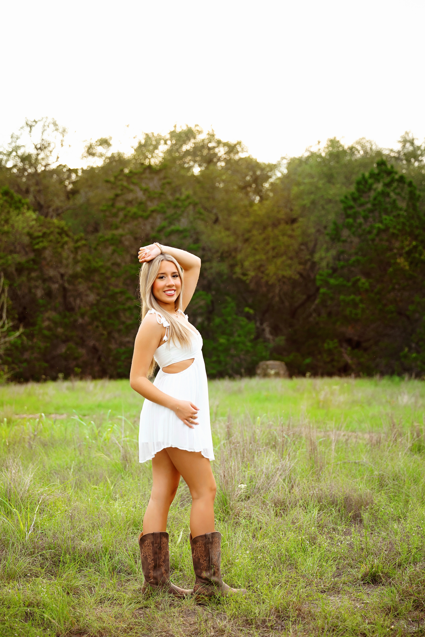 Senoir Photographer San ANtonio, san antonio senior photographer, krystal garcia photography, graduation photographer san antonio, san antonio graduation photographer
