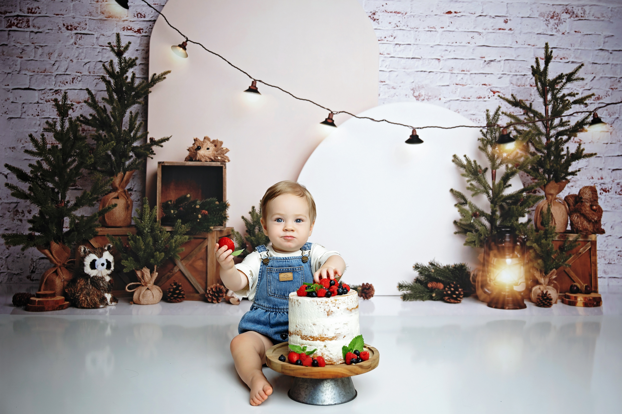 san-antonio-1st-birthday-photoshoot san antonio photographer, Krystal Garcia Photography, San antonio maternity photographer, antonio newborn photographer, antonio baby photographer, newborn photographer san antonio, maternity photographer san antonio texas, studio newborn photographer san antonio